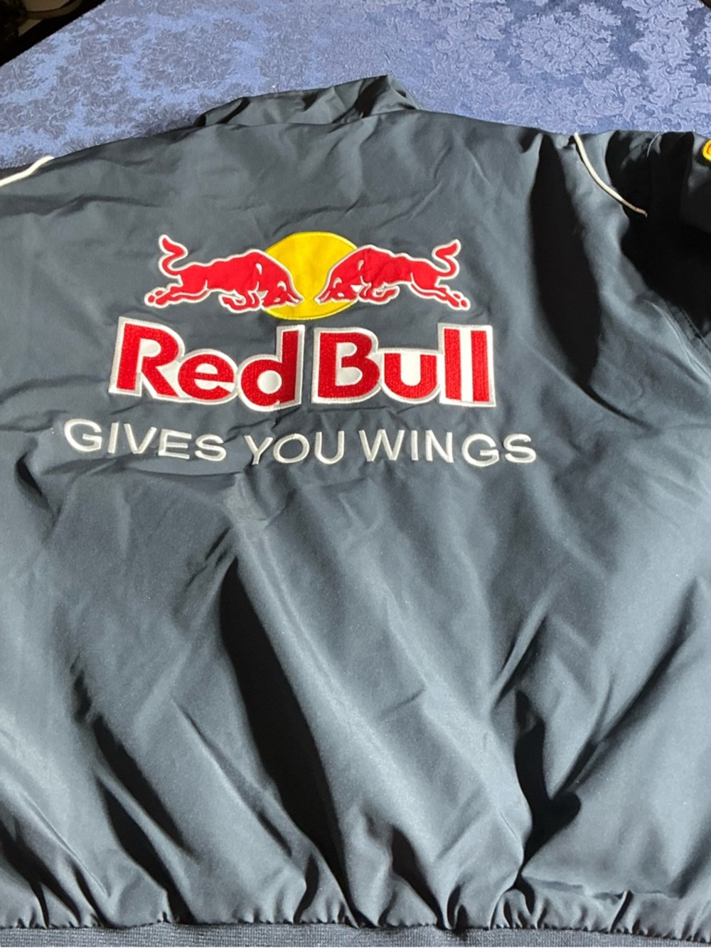 Red Bull Infiniti Racing Team Jacket - Navy with Red & Blue Accents - Picture 6 of 9